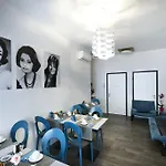 Corso Diaz Couette-café
