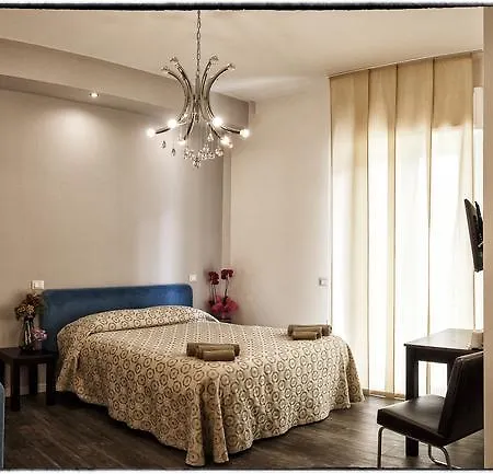 Oda ve Kahvaltı Corso Diaz 3*