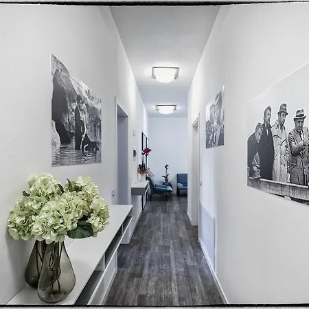 Corso Diaz Oda ve Kahvaltı 3*