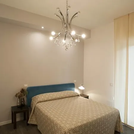 Corso Diaz Oda ve Kahvaltı 3*